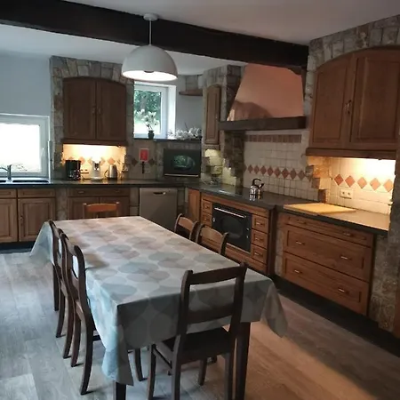 Guest house Gites-et-bien-etre, Bansions 1, 1 Bulle Sociale Max 10 Pers