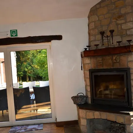 Guest house Gites-et-bien-etre, Bansions 1, 1 Bulle Sociale Max 10 Pers